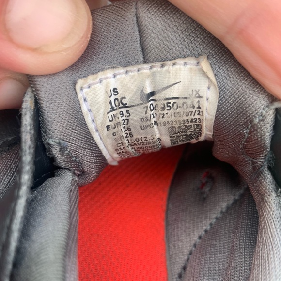 ⭐️EUC⭐️Nike Huarache Run TD 'Dark Smoke Grey University Red •Toddler Size 10 - Picture 9 of 9